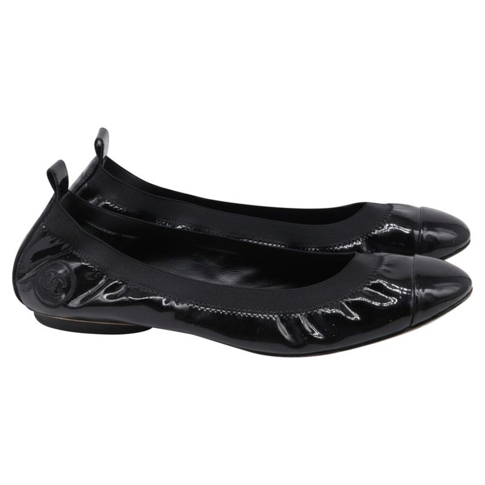 Chanel CC Cap-Toe Ballet Flats in Black Patent Leather